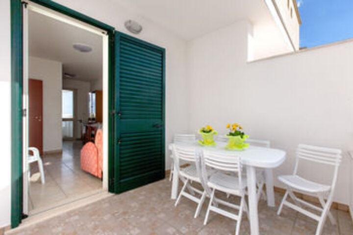 Terrace/Patio 2 of 14