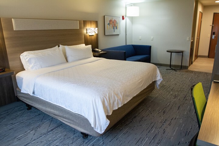 Room 13 of 56