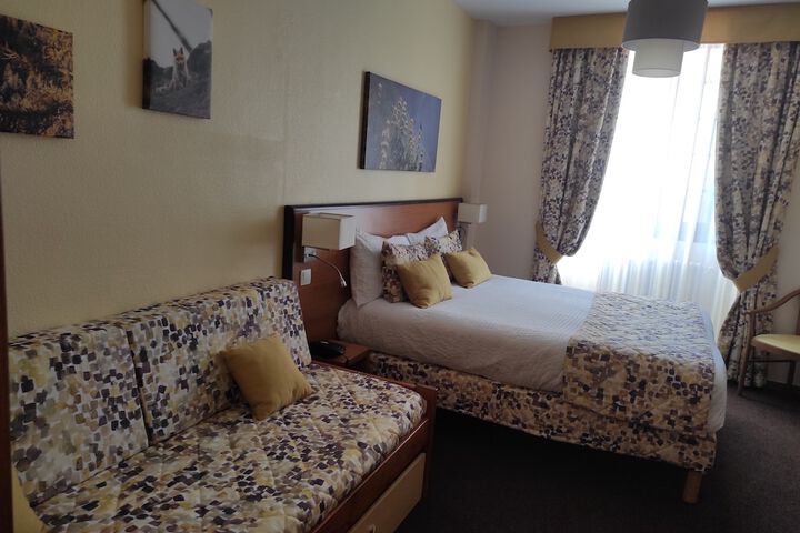 Room 6 of 20