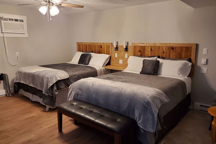 Room 5 of 32