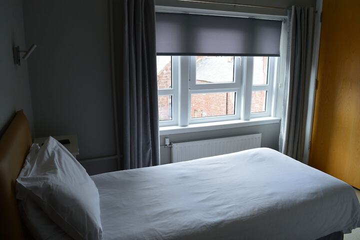 Room 12 of 95