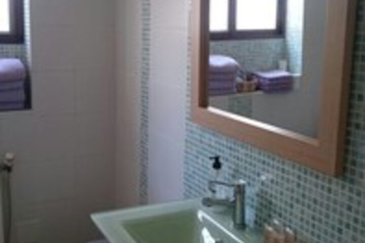 Room 4 of 44