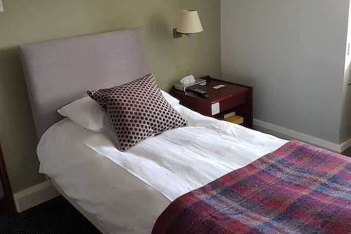 Room 17 of 69