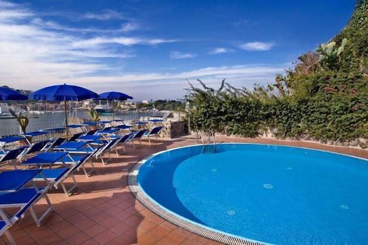 Pool Hotel