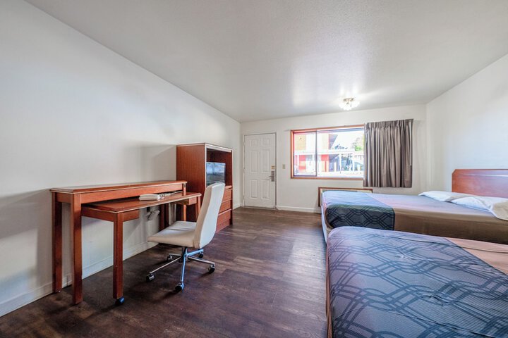 Room 20 of 40