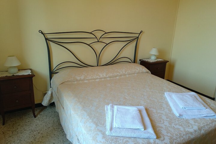 Room 7 of 47