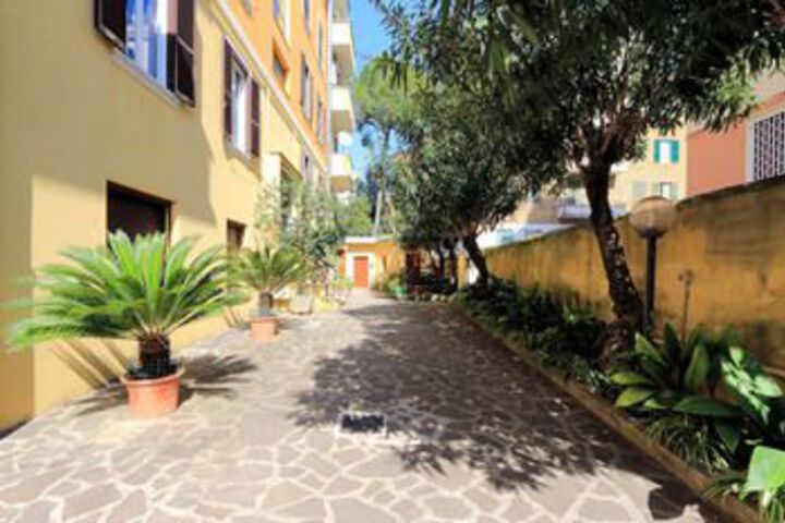 Hotel 4 of 9