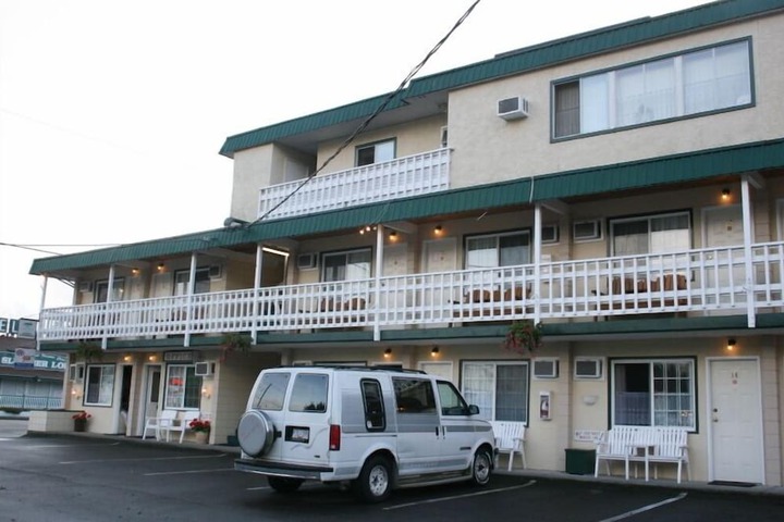 Hotel 65 of 81