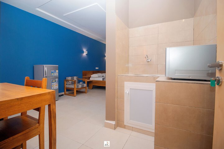 Room 8 of 32