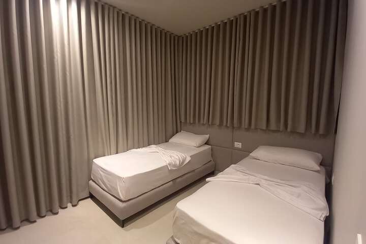 Room 23 of 57