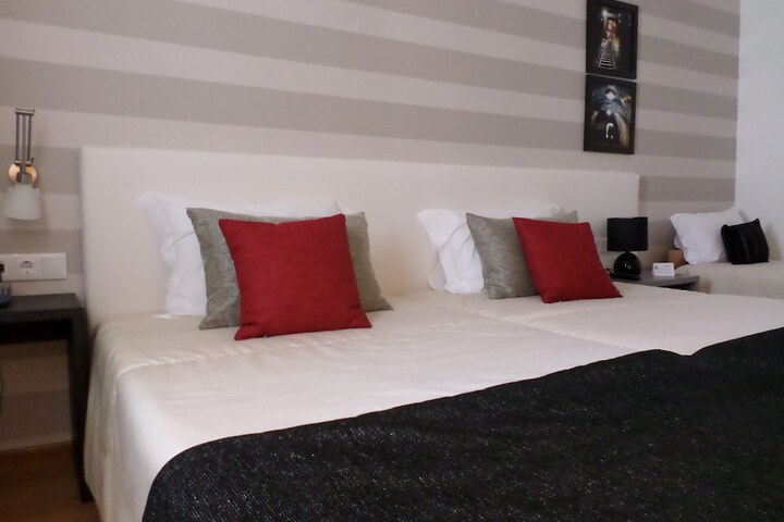 Room 10 of 49