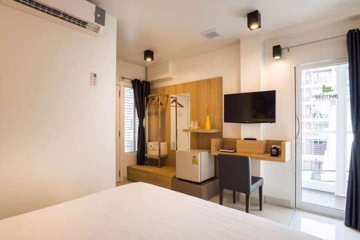Room 5 of 25
