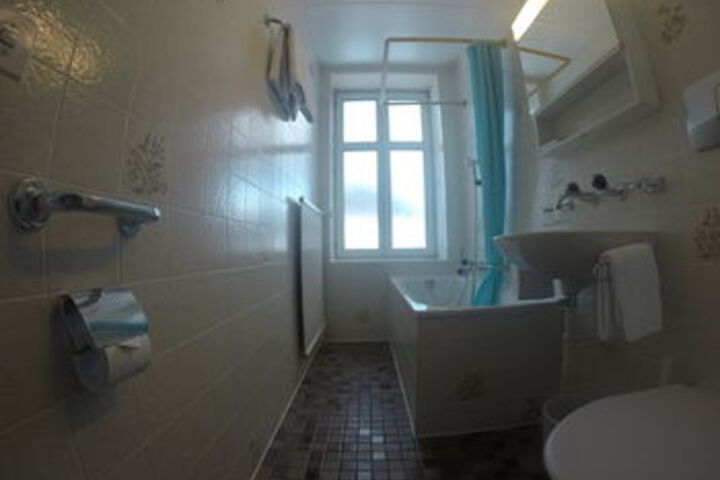 Standard Suite
