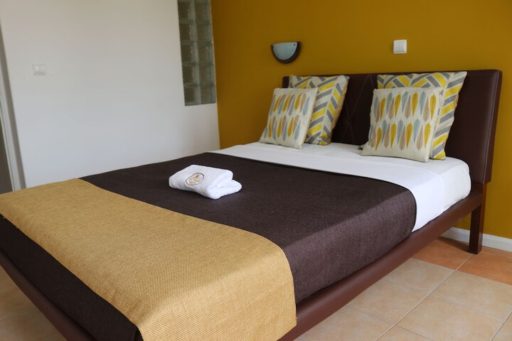 Room 3 of 26