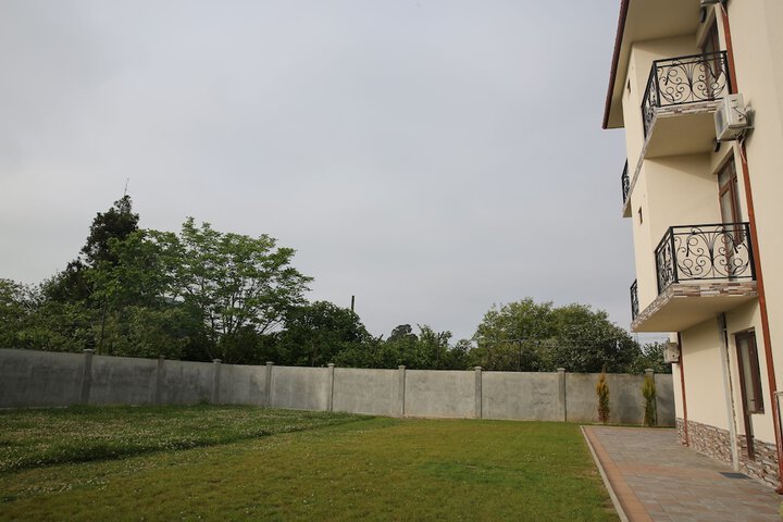 Hotel Exterior 69 of 72