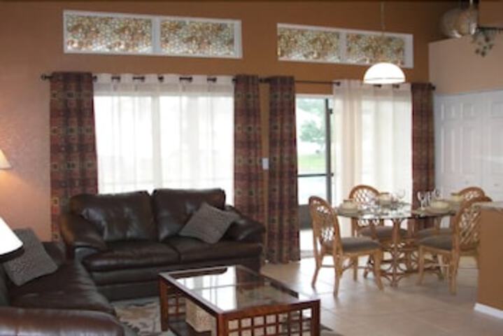 Mango Key 8704 Townhome