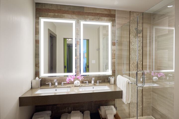 Bathroom sink