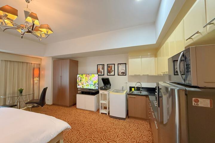 Room 10 of 36