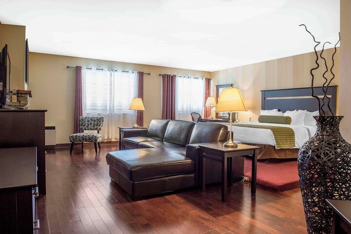 Room 30 of 55