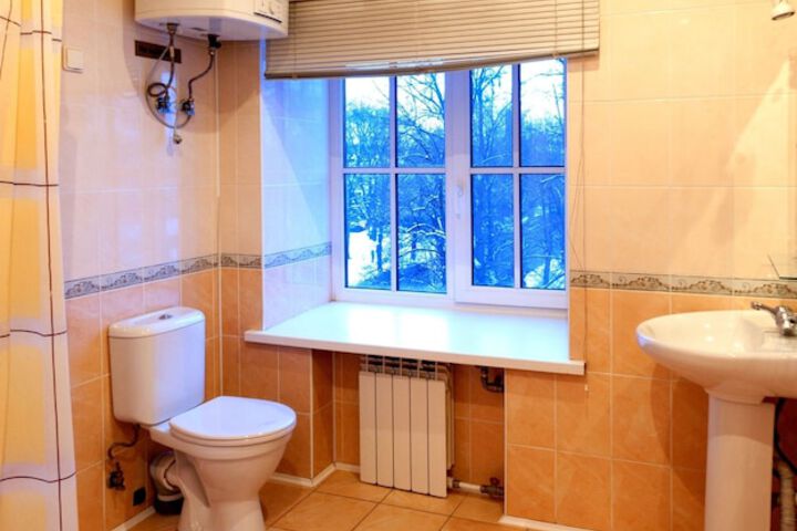 Room 5 of 22