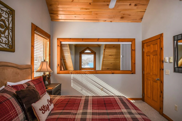 Room 3 of 22