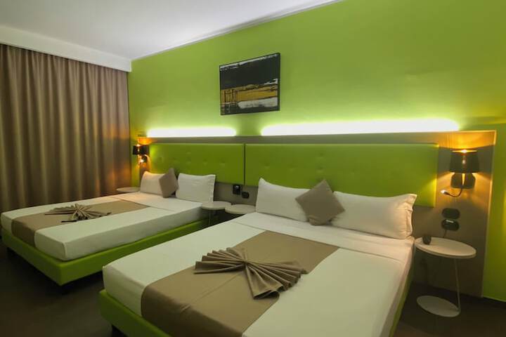 Room 27 of 71