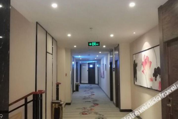 Hotel Interior 13 of 25