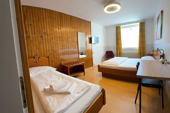 Room 22 of 69