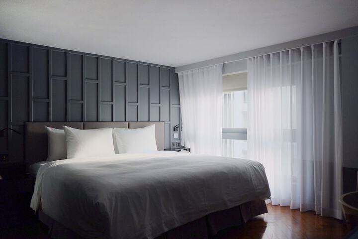 Room 22 of 38