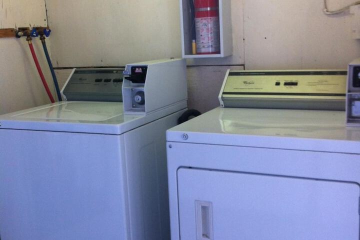 Laundry 19 of 31
