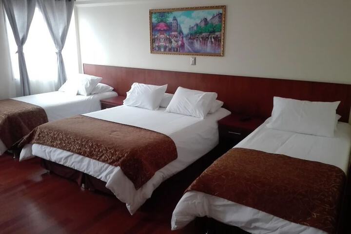 Room 15 of 48