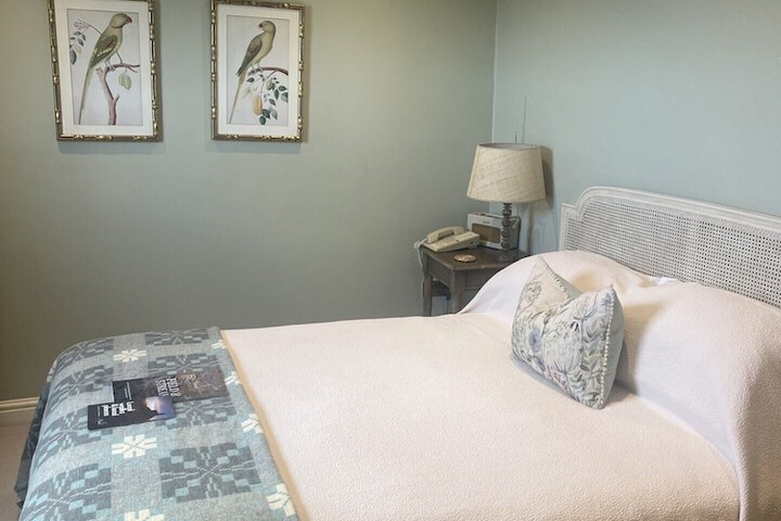 Room 20 of 86