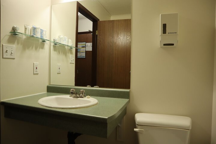 Room 20 of 33