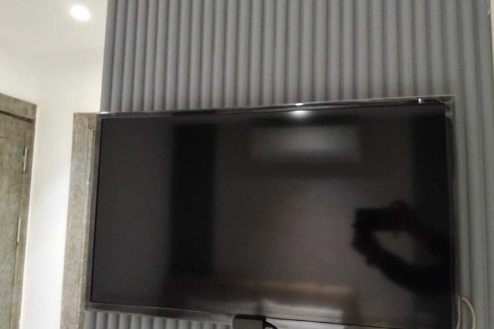 Room 10 of 24