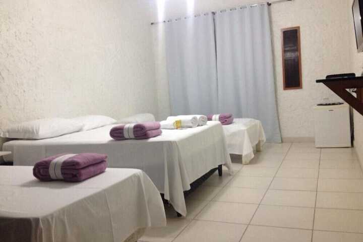Room 15 of 32