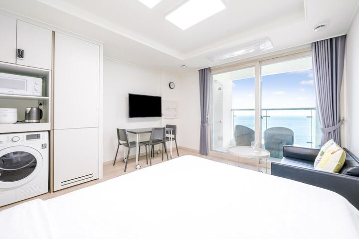 Room 308 of 640