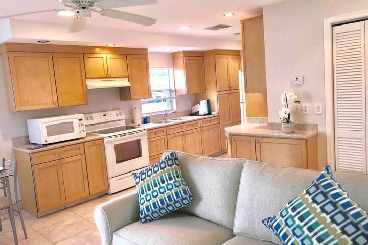 Goodland Waterfront Cottage