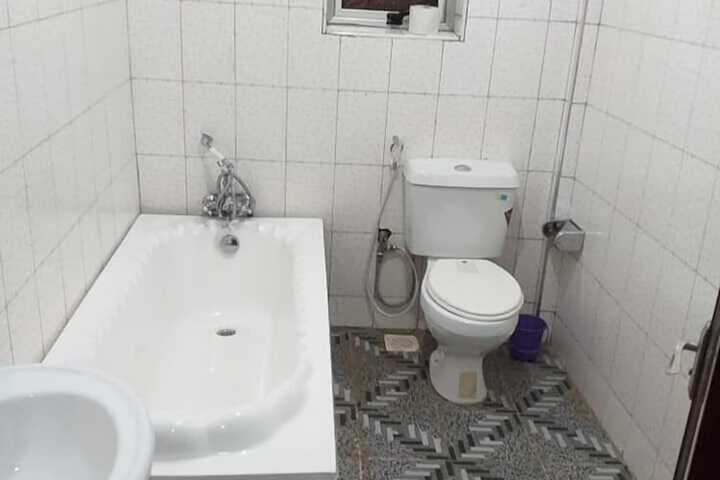 Room 16 of 20