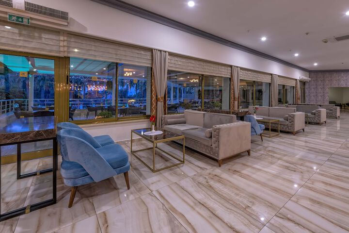 Hotel Interior 10 of 121