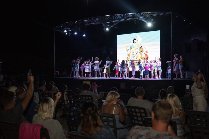 Childrens Activities 77 of 134