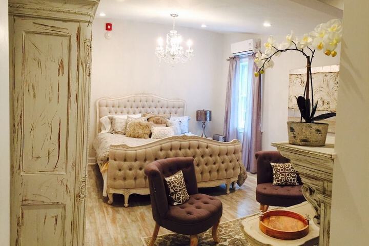 Room 4 of 46