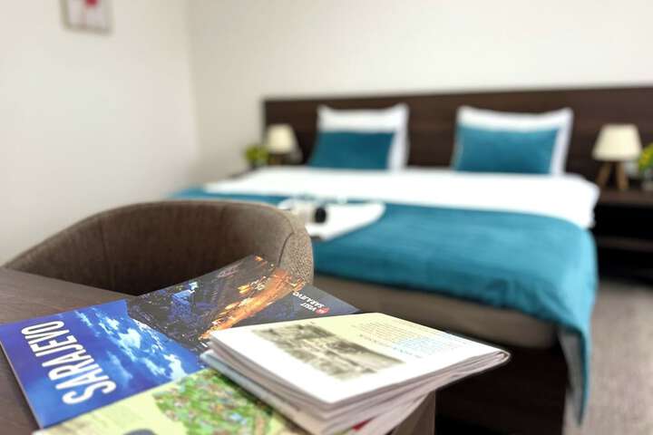 Room 18 of 27