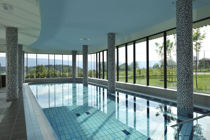 Hotel Pool