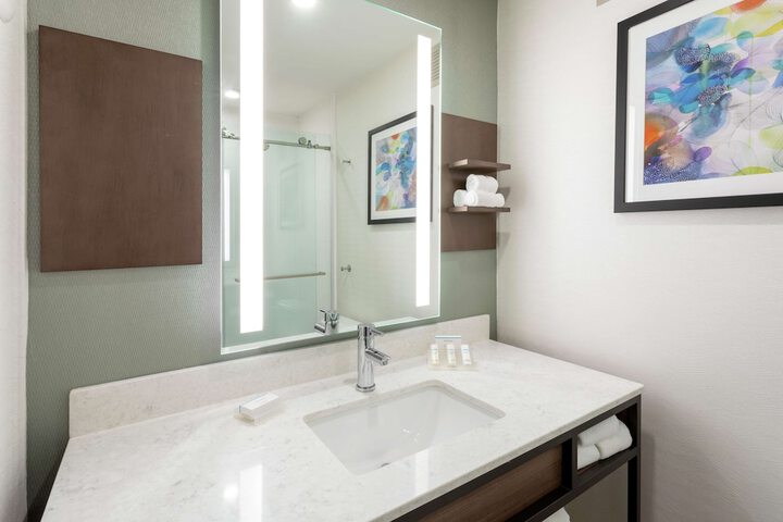 Bathroom shower