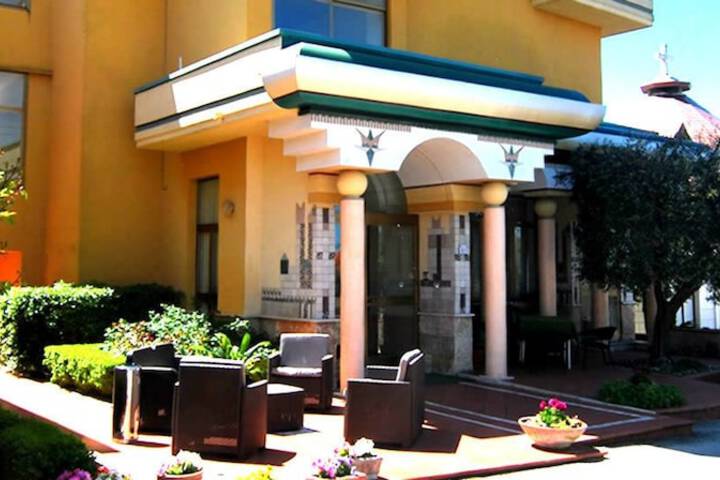 Hotel 31 of 32