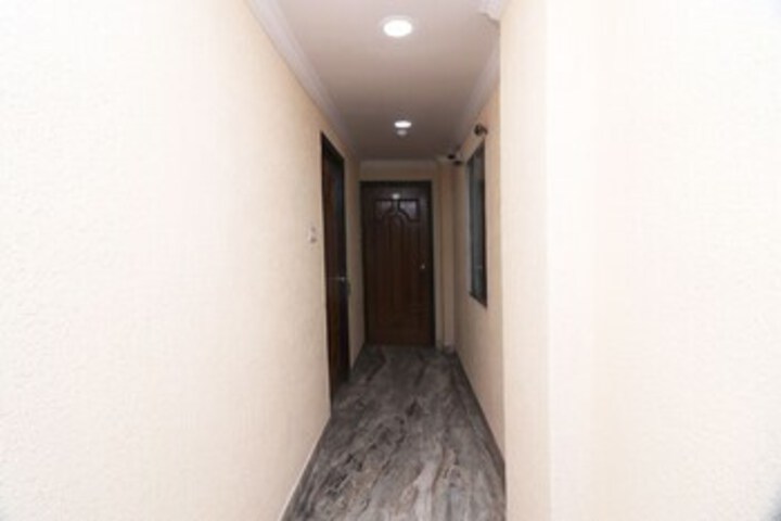 Ballroom/Hall 6 of 22