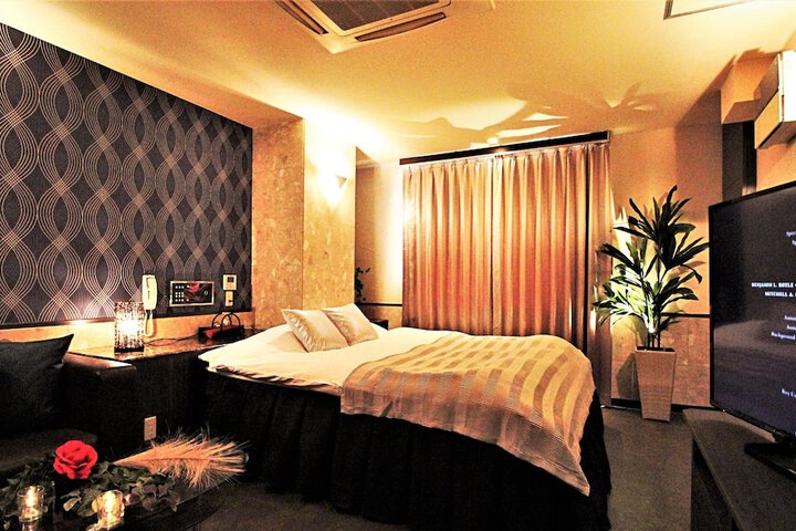 Room 15 of 51
