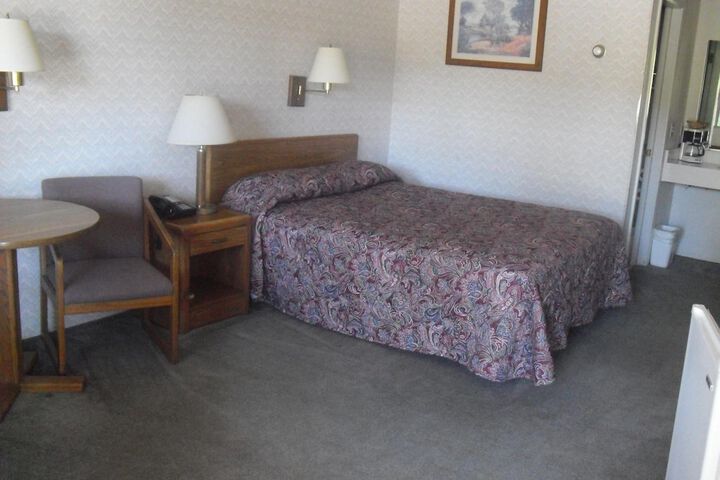 Room 6 of 46