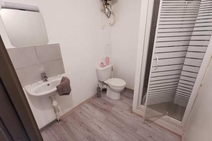 Room 57 of 158