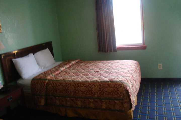 Room 3 of 6